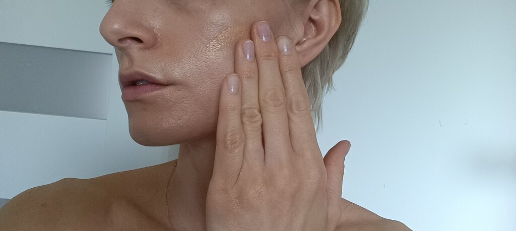 Dermacol fluid Glow Wow 6